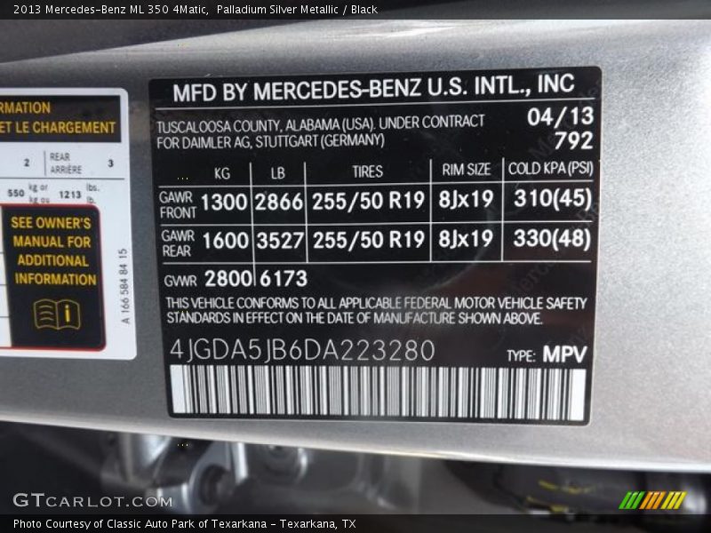 Palladium Silver Metallic / Black 2013 Mercedes-Benz ML 350 4Matic