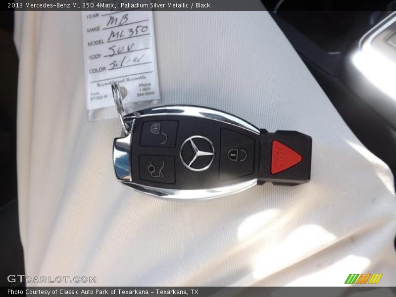 Palladium Silver Metallic / Black 2013 Mercedes-Benz ML 350 4Matic