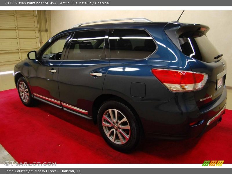 Arctic Blue Metallic / Charcoal 2013 Nissan Pathfinder SL 4x4