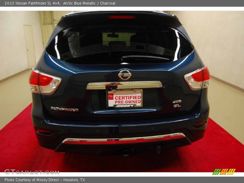 Arctic Blue Metallic / Charcoal 2013 Nissan Pathfinder SL 4x4