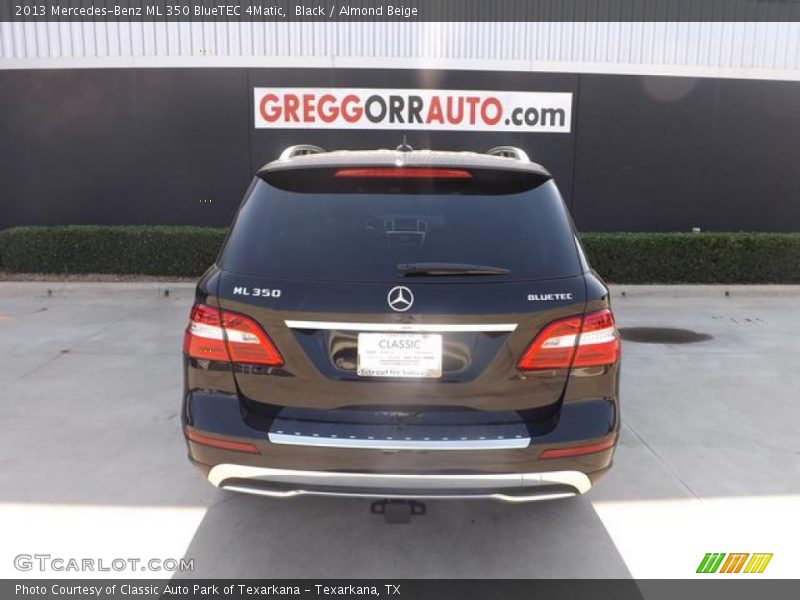Black / Almond Beige 2013 Mercedes-Benz ML 350 BlueTEC 4Matic