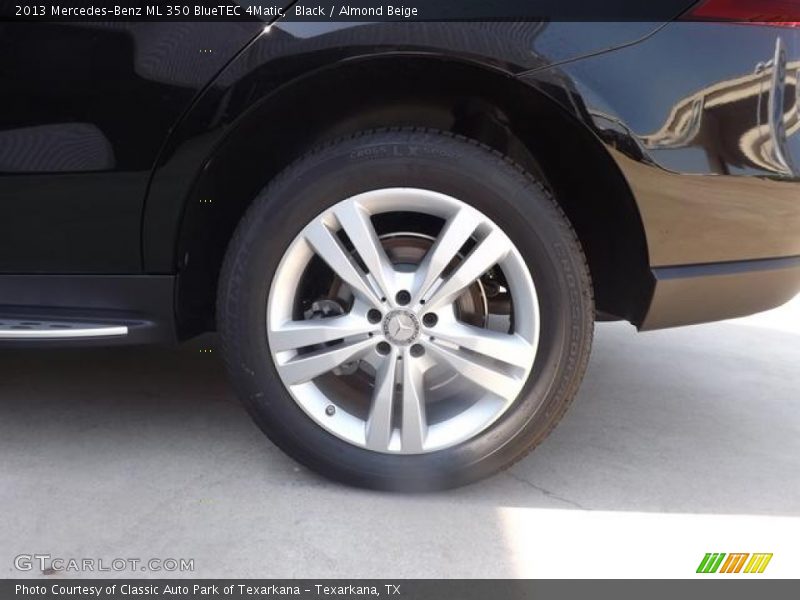 Black / Almond Beige 2013 Mercedes-Benz ML 350 BlueTEC 4Matic