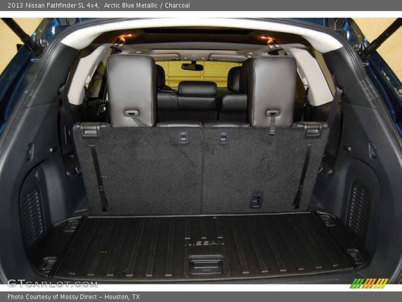 Arctic Blue Metallic / Charcoal 2013 Nissan Pathfinder SL 4x4