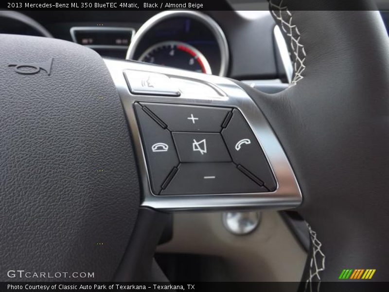Black / Almond Beige 2013 Mercedes-Benz ML 350 BlueTEC 4Matic