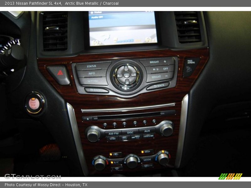 Arctic Blue Metallic / Charcoal 2013 Nissan Pathfinder SL 4x4