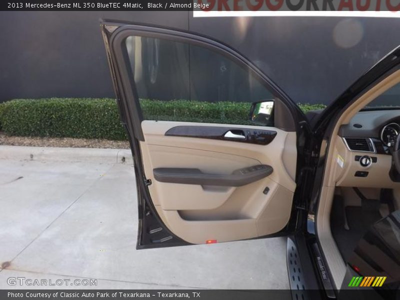 Black / Almond Beige 2013 Mercedes-Benz ML 350 BlueTEC 4Matic