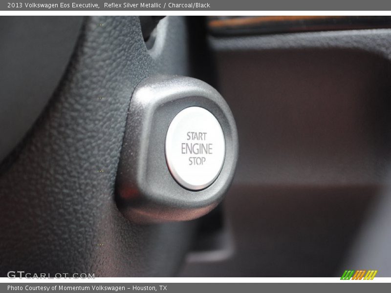 Reflex Silver Metallic / Charcoal/Black 2013 Volkswagen Eos Executive