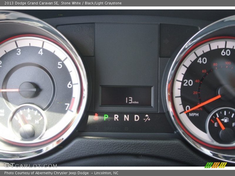 Stone White / Black/Light Graystone 2013 Dodge Grand Caravan SE