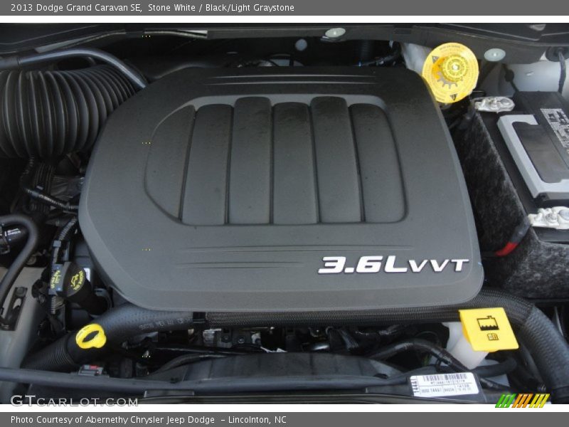 Stone White / Black/Light Graystone 2013 Dodge Grand Caravan SE