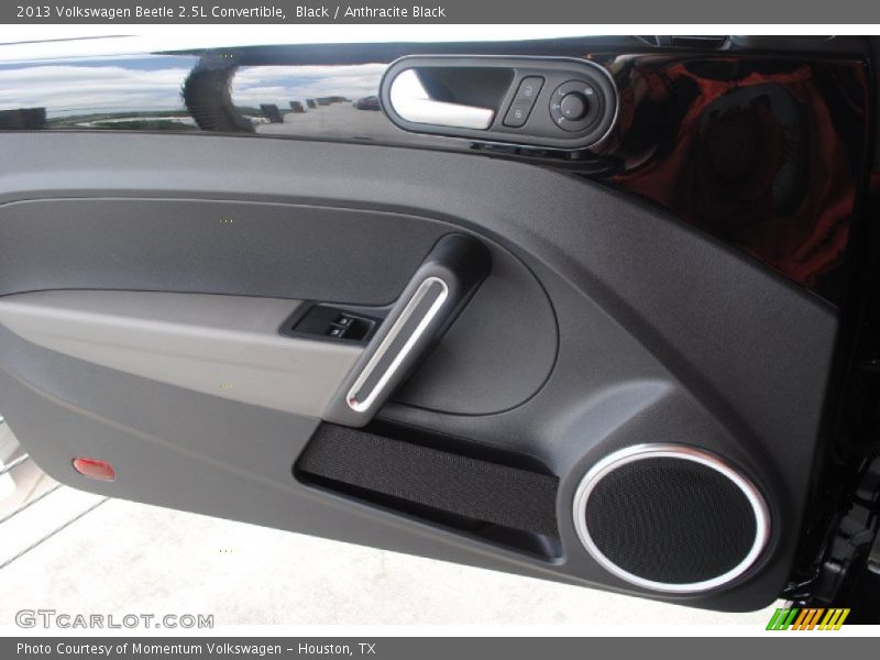 Black / Anthracite Black 2013 Volkswagen Beetle 2.5L Convertible