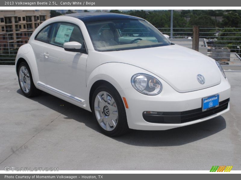 Candy White / Beige 2013 Volkswagen Beetle 2.5L