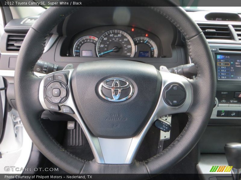Super White / Black 2012 Toyota Camry SE