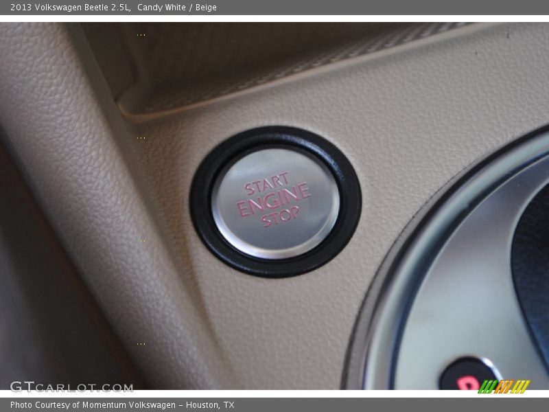 Candy White / Beige 2013 Volkswagen Beetle 2.5L