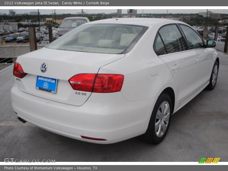 Candy White / Cornsilk Beige 2013 Volkswagen Jetta SE Sedan