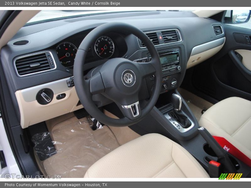 Candy White / Cornsilk Beige 2013 Volkswagen Jetta SE Sedan