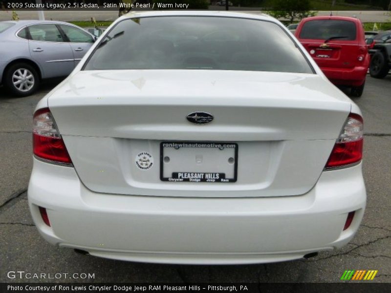 Satin White Pearl / Warm Ivory 2009 Subaru Legacy 2.5i Sedan