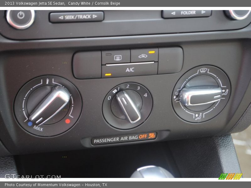 Candy White / Cornsilk Beige 2013 Volkswagen Jetta SE Sedan