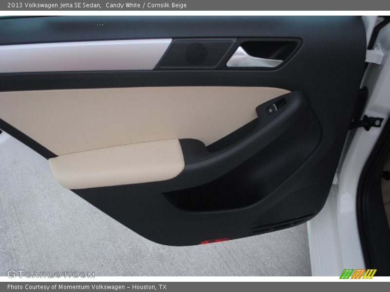 Candy White / Cornsilk Beige 2013 Volkswagen Jetta SE Sedan