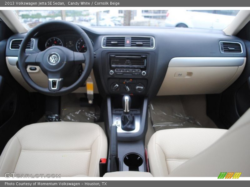 Candy White / Cornsilk Beige 2013 Volkswagen Jetta SE Sedan