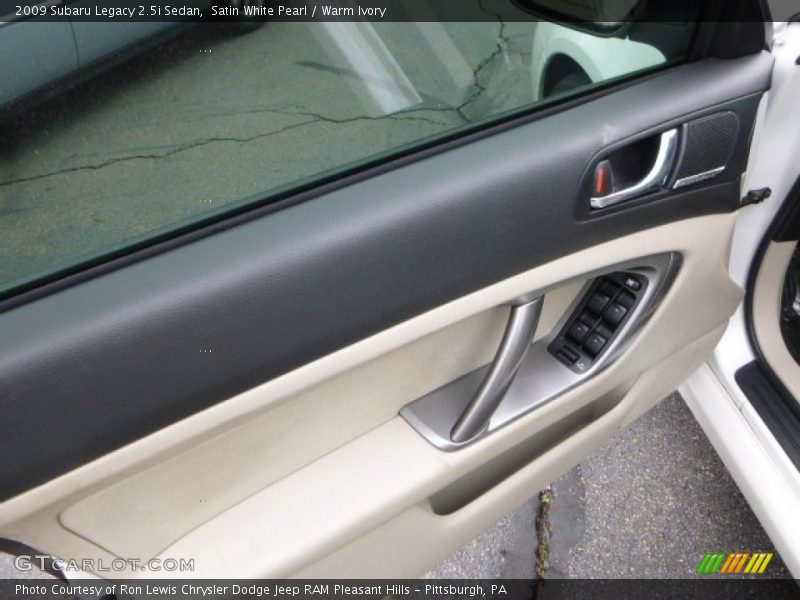 Satin White Pearl / Warm Ivory 2009 Subaru Legacy 2.5i Sedan