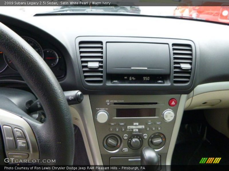 Satin White Pearl / Warm Ivory 2009 Subaru Legacy 2.5i Sedan