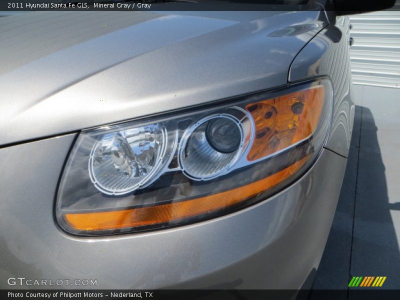 Mineral Gray / Gray 2011 Hyundai Santa Fe GLS