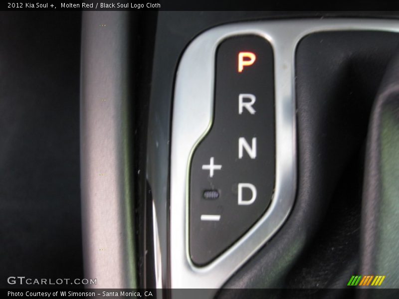 Molten Red / Black Soul Logo Cloth 2012 Kia Soul +