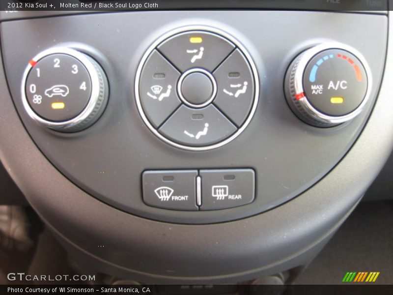 Molten Red / Black Soul Logo Cloth 2012 Kia Soul +