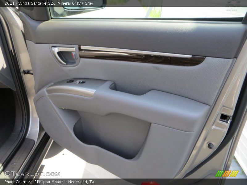 Mineral Gray / Gray 2011 Hyundai Santa Fe GLS