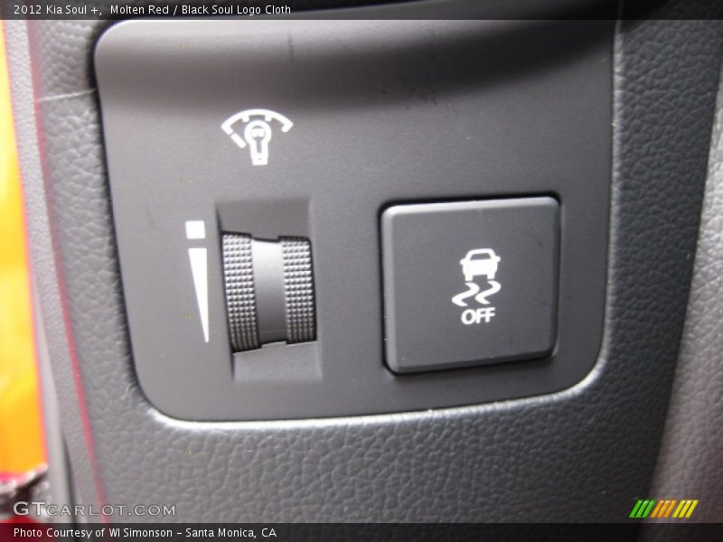 Molten Red / Black Soul Logo Cloth 2012 Kia Soul +