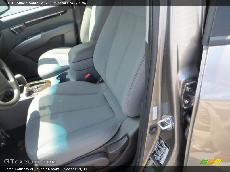 Mineral Gray / Gray 2011 Hyundai Santa Fe GLS