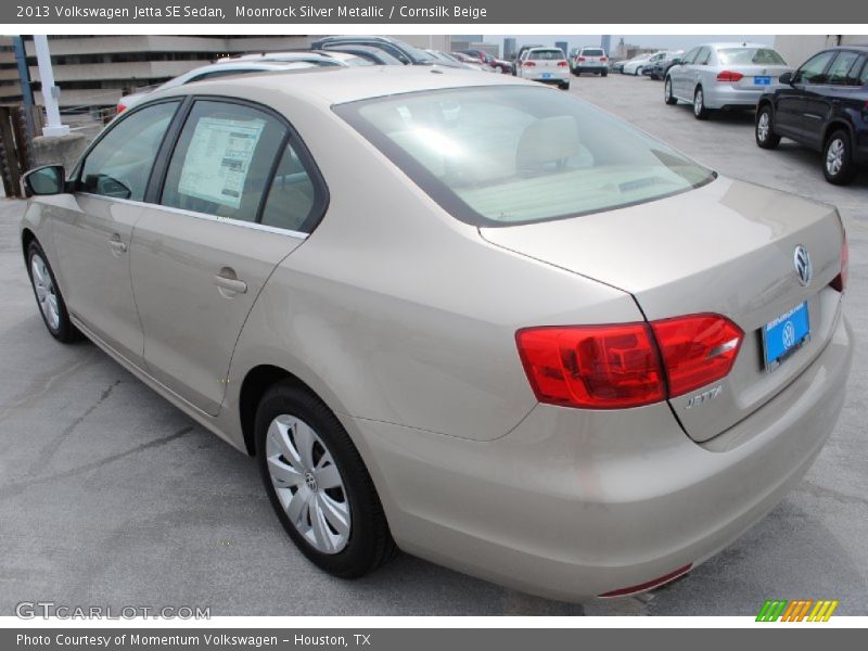 Moonrock Silver Metallic / Cornsilk Beige 2013 Volkswagen Jetta SE Sedan