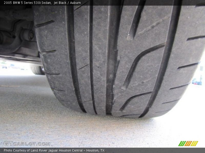 Jet Black / Auburn 2005 BMW 5 Series 530i Sedan