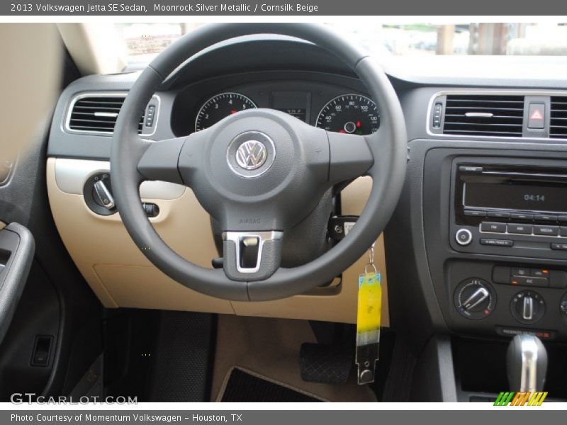 Moonrock Silver Metallic / Cornsilk Beige 2013 Volkswagen Jetta SE Sedan