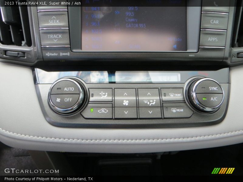 Super White / Ash 2013 Toyota RAV4 XLE