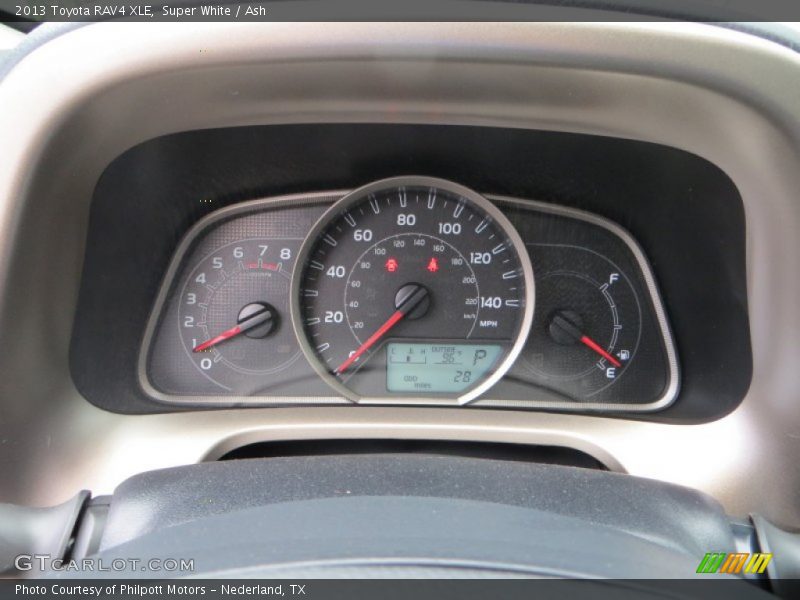 Super White / Ash 2013 Toyota RAV4 XLE