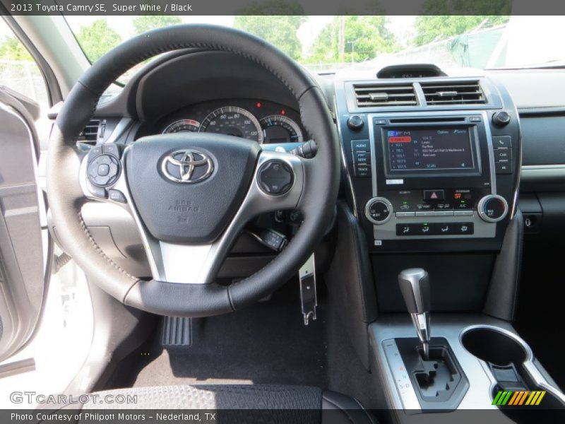 Super White / Black 2013 Toyota Camry SE