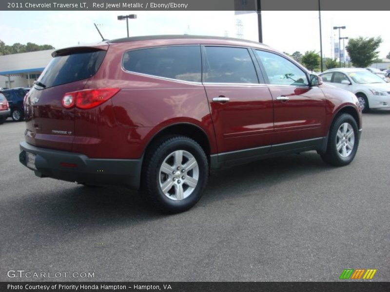 Red Jewel Metallic / Ebony/Ebony 2011 Chevrolet Traverse LT