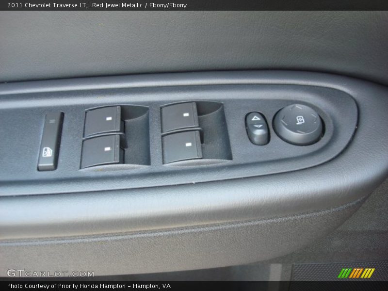 Red Jewel Metallic / Ebony/Ebony 2011 Chevrolet Traverse LT