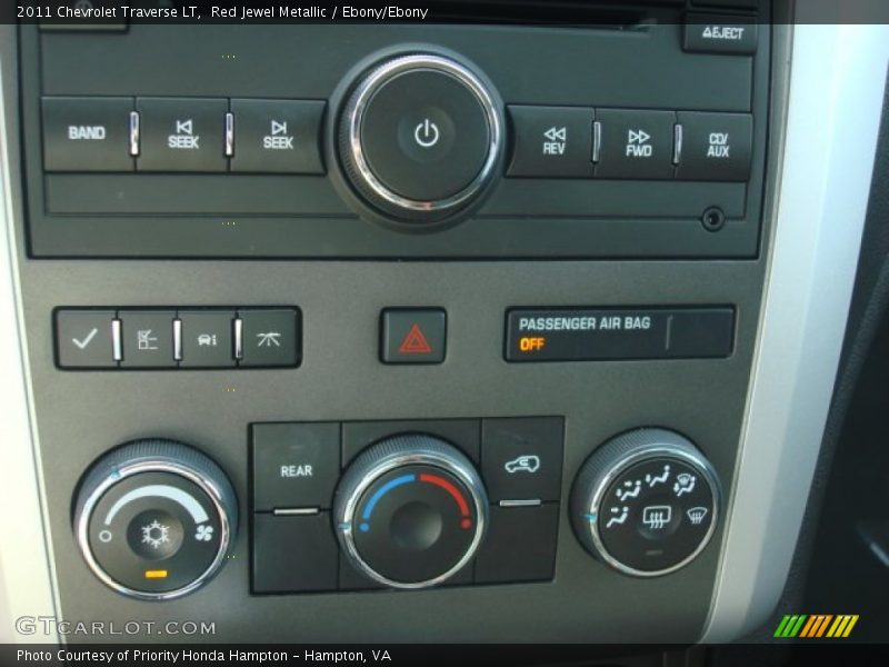 Red Jewel Metallic / Ebony/Ebony 2011 Chevrolet Traverse LT