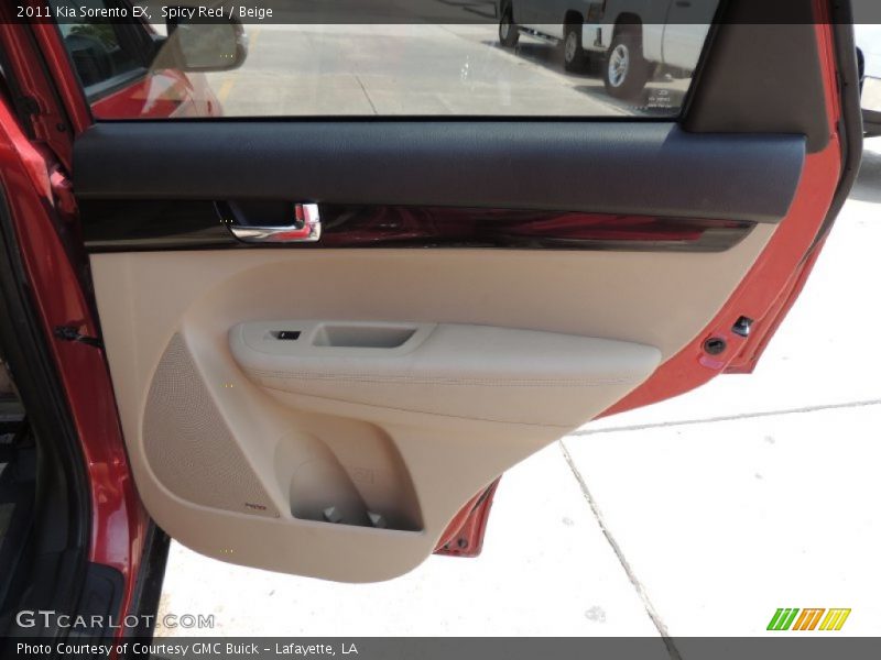 Spicy Red / Beige 2011 Kia Sorento EX