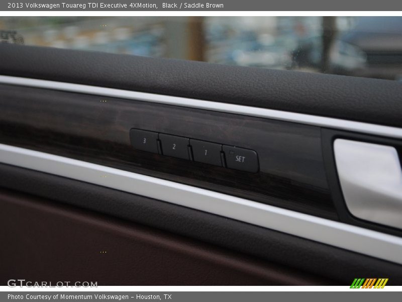 Black / Saddle Brown 2013 Volkswagen Touareg TDI Executive 4XMotion