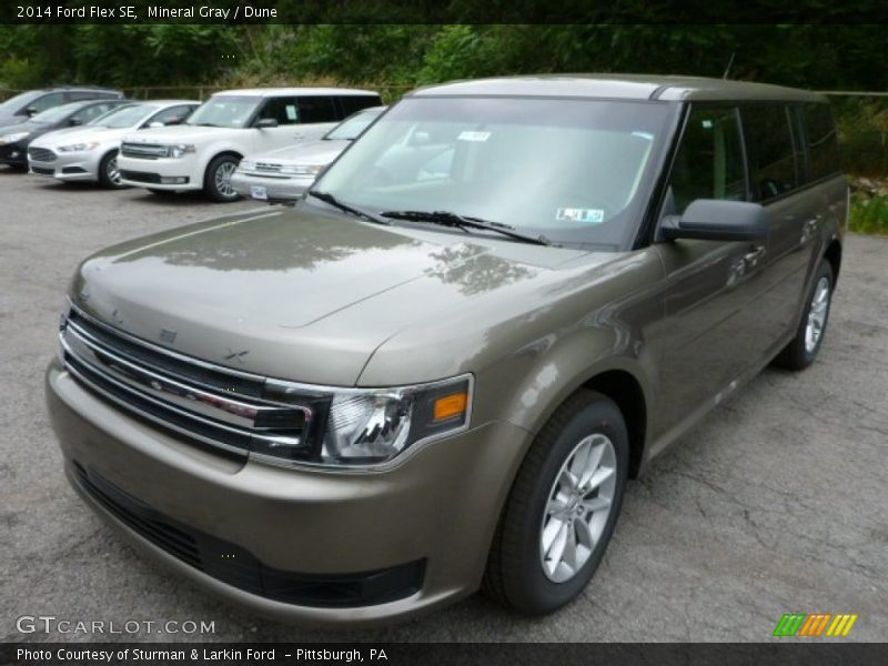 Mineral Gray / Dune 2014 Ford Flex SE