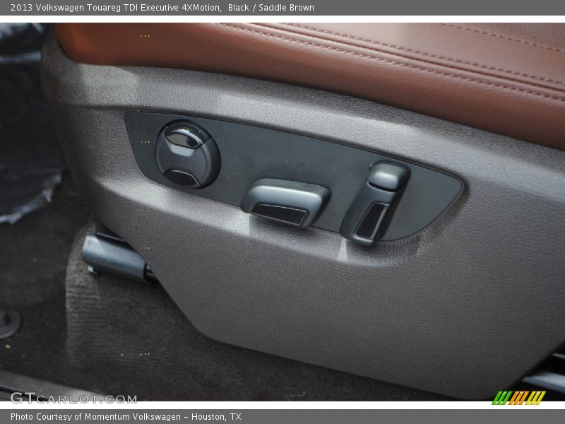 Black / Saddle Brown 2013 Volkswagen Touareg TDI Executive 4XMotion