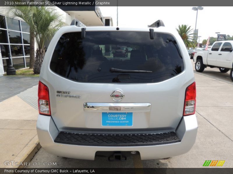 Silver Lightning Metallic / Graphite 2010 Nissan Pathfinder SE