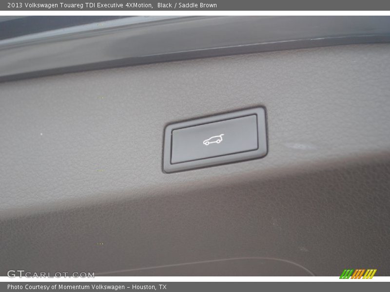 Black / Saddle Brown 2013 Volkswagen Touareg TDI Executive 4XMotion