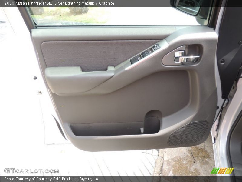 Silver Lightning Metallic / Graphite 2010 Nissan Pathfinder SE