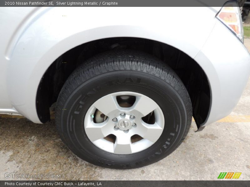 Silver Lightning Metallic / Graphite 2010 Nissan Pathfinder SE
