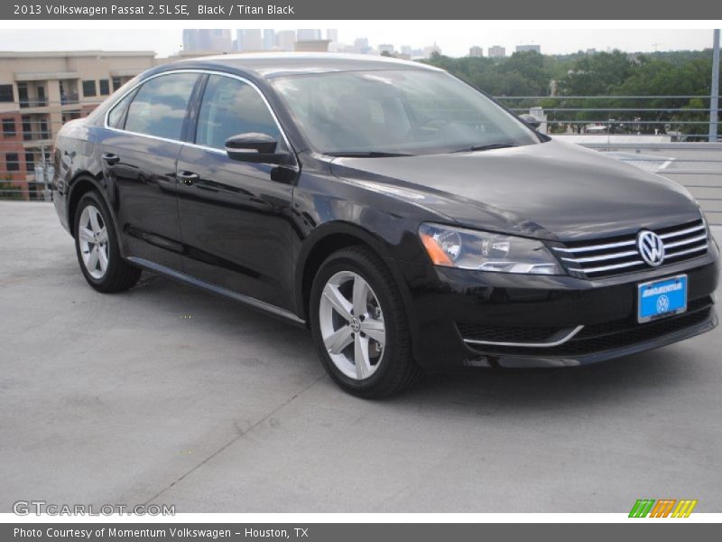 Black / Titan Black 2013 Volkswagen Passat 2.5L SE