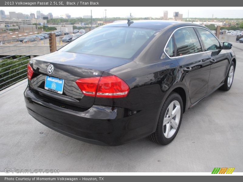 Black / Titan Black 2013 Volkswagen Passat 2.5L SE